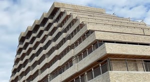 Appartementengebouw ZilverPoort in Lelystad met getrapte gevel